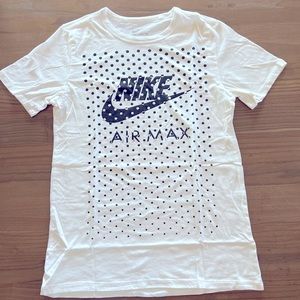 Nike tee